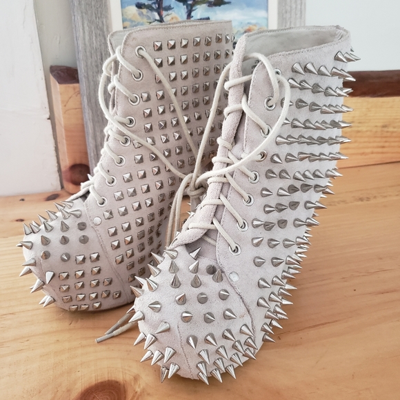 Jeffrey Campbell Shoes - LAST CHANCE: Spiked Jeffrey Campbell Lita's